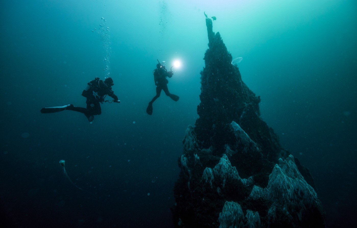 Deep Diver